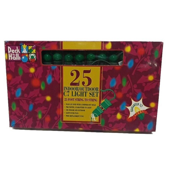 NEW VTG (2) 25' C7 LIGHT STRING IN/OUT Large Green "Deck the Halls" NEW in BOXES - Picture 2 of 6